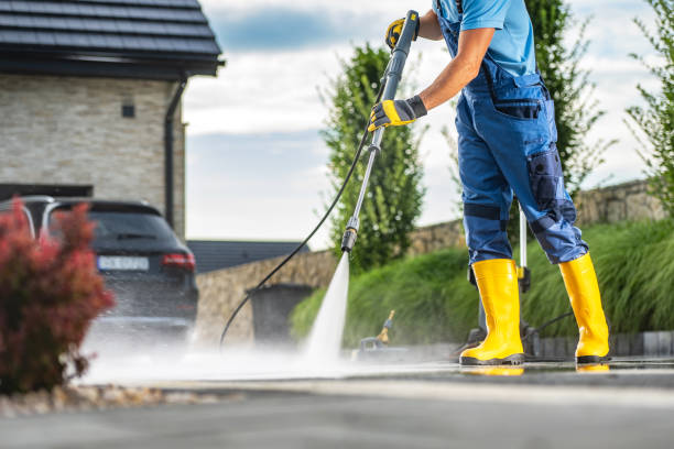 Best Sidewalk Pressure Washing  in Lisbon, IA